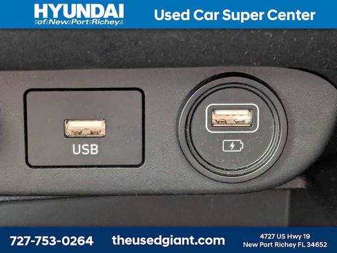 Used 2022 Hyundai Elantra SEL FWD image 20