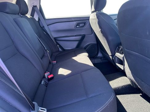 Used 2024 Nissan Rogue S AWD/4WD image 15