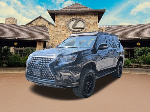 Used 2020 Lexus GX 460 Premium w/ Premium Package image 4