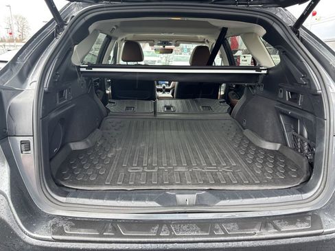 Used 2021 Subaru Outback Touring XT image 28