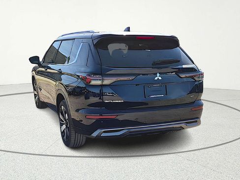 New 2026 Mitsubishi Outlander SEL image 5