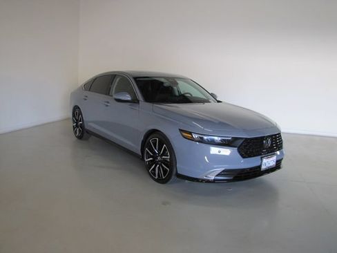 Certified 2024 Honda Accord Touring image 3