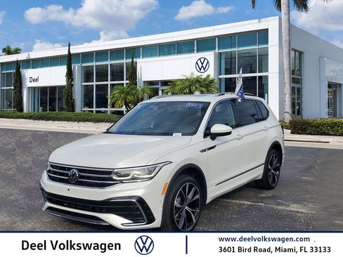 Certified 2022 Volkswagen Tiguan SEL R-Line image 1