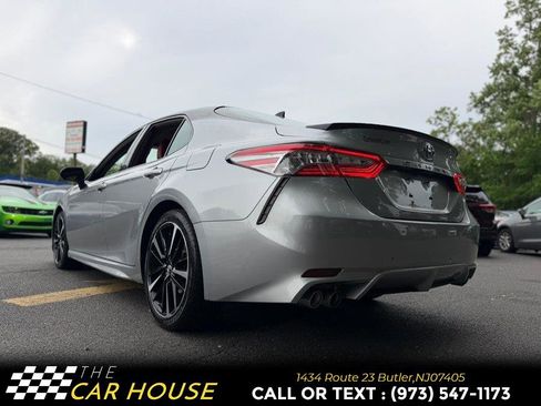 Used 2019 Toyota Camry XSE FWD image 5