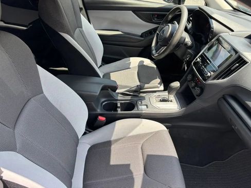 Used 2018 Subaru Crosstrek 2.0i AWD/4WD image 16