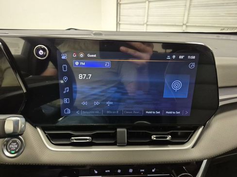 New 2026 Chevrolet Equinox LT w/ Convenience Package II image 13