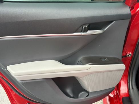 Used 2023 Toyota Camry SE FWD image 27