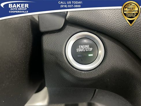 Used 2018 Chevrolet Equinox LT image 17