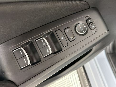 Used 2025 Honda Civic Sport image 26