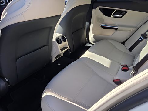 Used 2023 Mercedes-Benz C 300 C 300 image 10