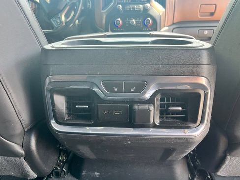 Used 2020 Chevrolet Silverado 1500 High Country AWD/4WD image 15