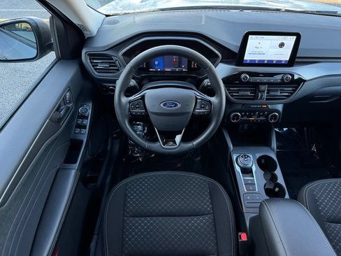 Certified 2024 Ford Escape Active AWD/4WD image 13