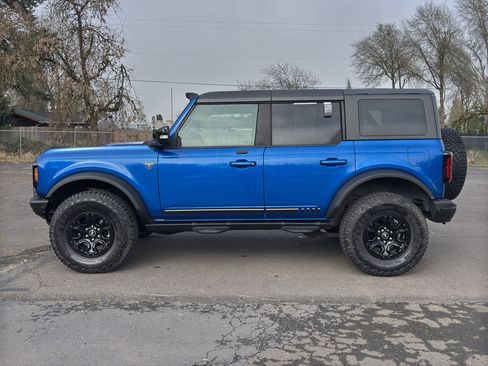 Used 2021 Ford Bronco First Edition AWD/4WD image 21