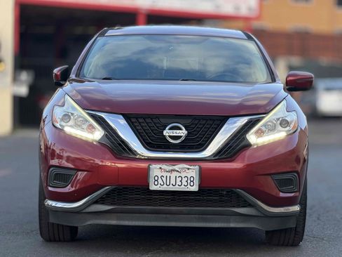 Used 2017 Nissan Murano S w/ Navigation Package FWD image 2