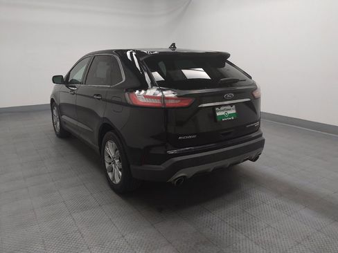 Used 2019 Ford Edge Titanium w/ Equipment Group 301A FWD image 5