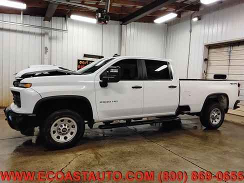 Used 2024 Chevrolet Silverado 2500 W/T w/ WT Fleet Convenience Package AWD/4WD image 5