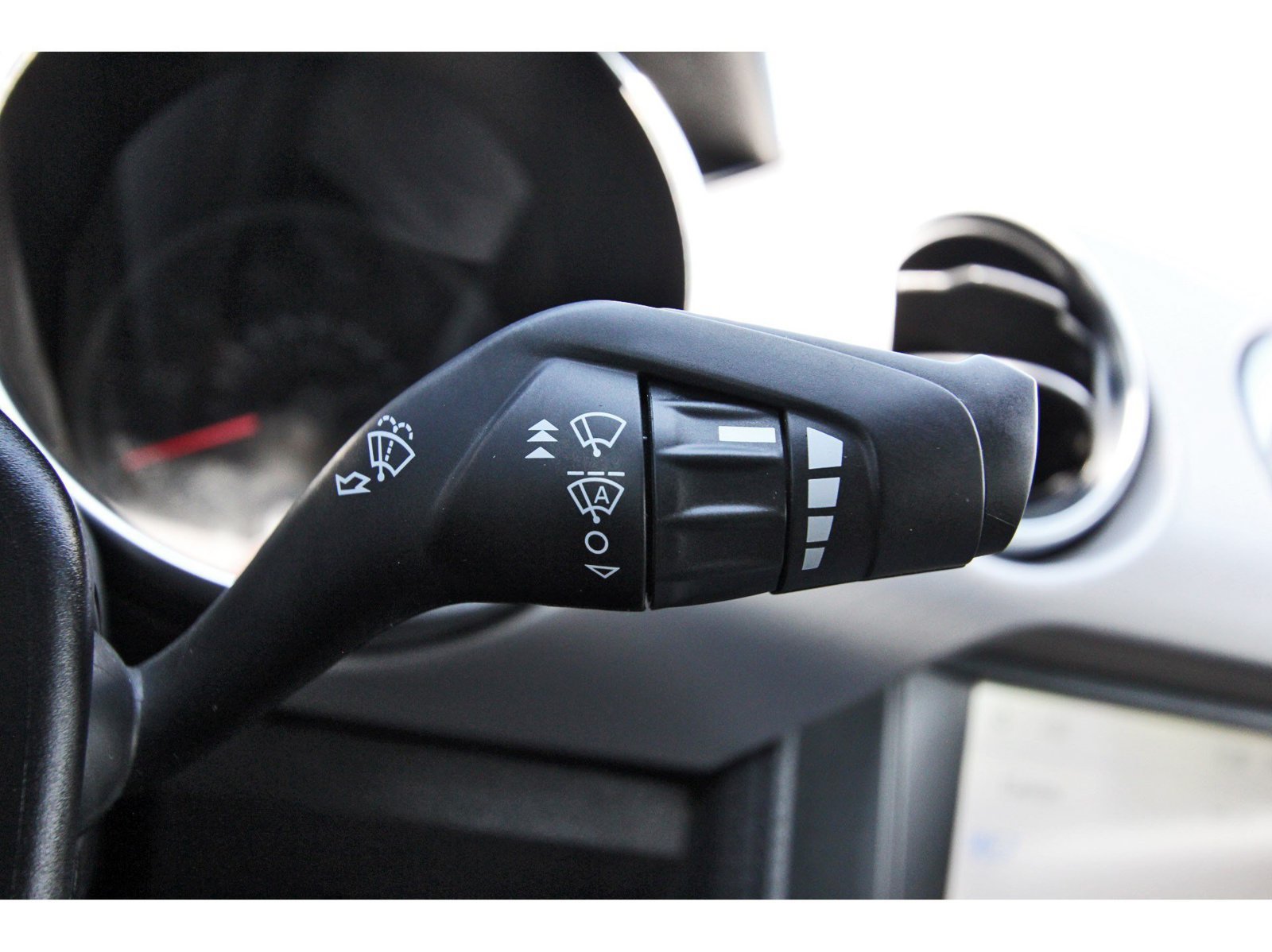 Used 2021 Ford Mustang Premium RWD image 18