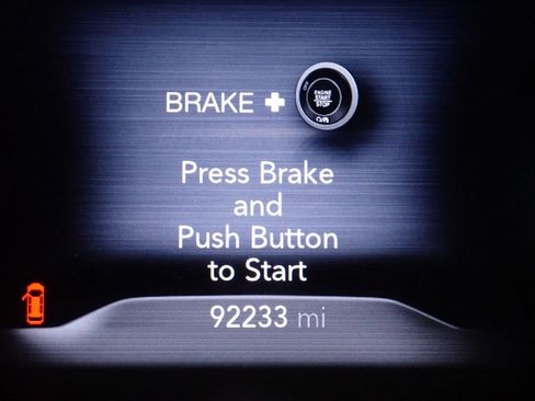 Used 2019 Jeep Cherokee Overland w/ Technology Group image 34