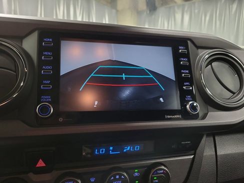 Used 2023 Toyota Tacoma TRD Off-Road image 17