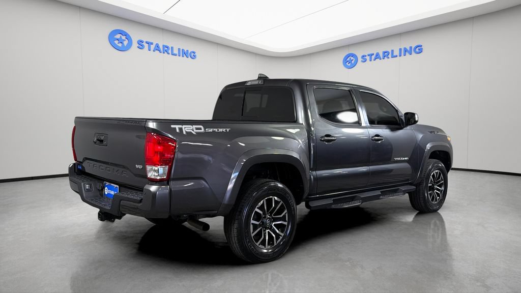Used 2022 Toyota Tacoma TRD Sport w/ Technology Package RWD image 9