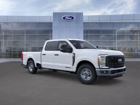 New 2025 Ford F250 XL w/ XL Chrome Package image 7