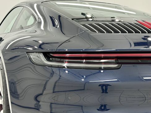Certified 2021 Porsche 911 Carrera 4S image 18