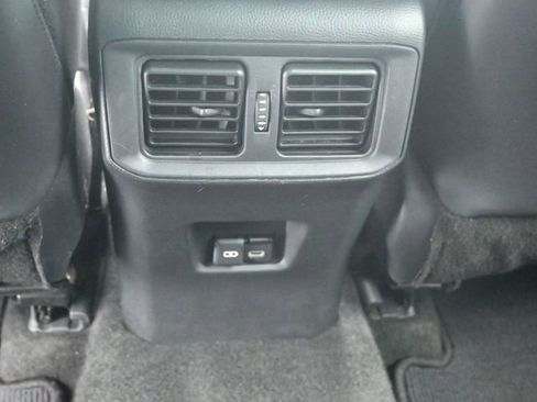 Used 2023 Toyota RAV4 Limited image 28