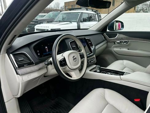 Used 2024 Volvo XC90 B6 Plus w/ Protection Package Premier image 11