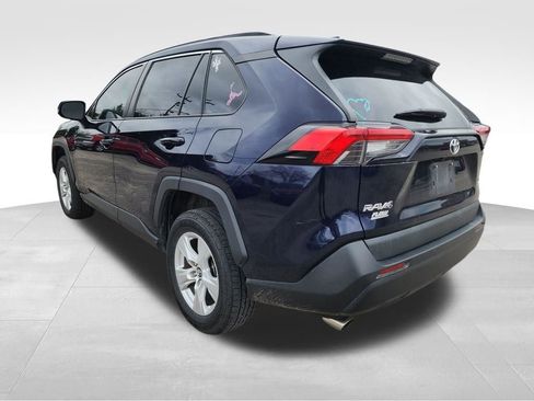 Used 2021 Toyota RAV4 XLE image 6
