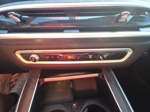 Used 2024 BMW X5 sDrive40i w/ Premium Package image 17