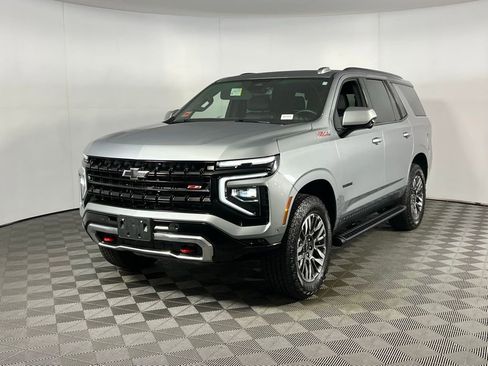 Used 2025 Chevrolet Tahoe Z71 image 3