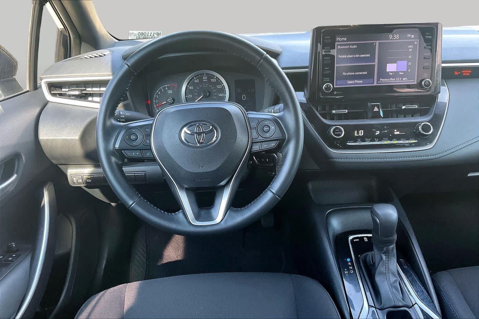 Used 2022 Toyota Corolla SE FWD image 6