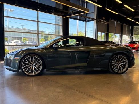 Used 2018 Audi R8 V10 plus AWD/4WD image 4