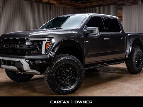Used 2025 Ford F150 Raptor image 5