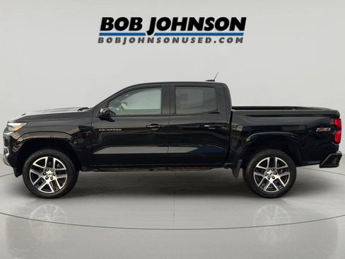 Used 2023 Chevrolet Colorado Z71 w/ Z71 Convenience Package 2 image 4