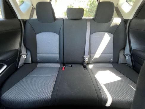 Used 2025 Kia Soul LX w/ LX Technology Package FWD image 36