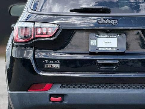 Used 2018 Jeep Compass Trailhawk w/ Leather Interior Group AWD/4WD image 13