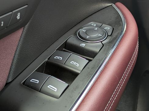 Used 2024 Buick Envision Sport Touring AWD/4WD image 23