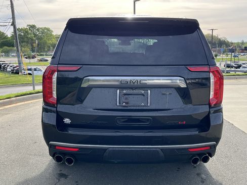 Used 2024 GMC Yukon AT4 w/ AT4 Premium Plus Package image 8