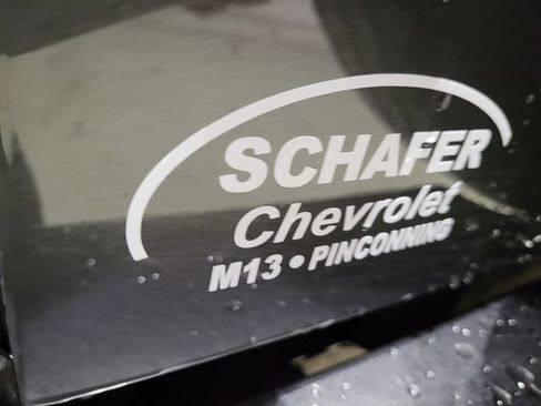 Used 2018 Jeep Wrangler Unlimited Sahara w/ Connectivity Group image 61