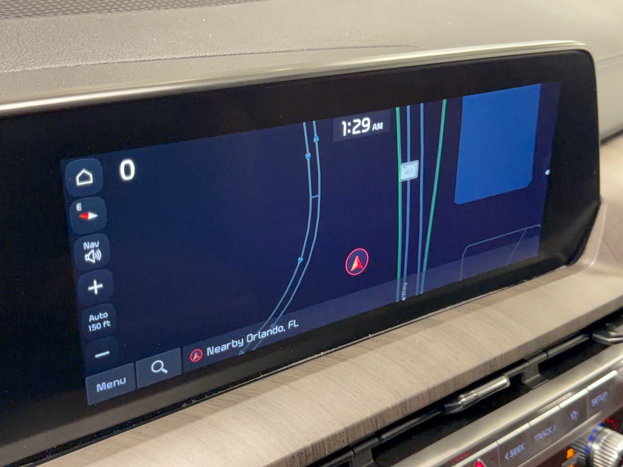 Used 2024 Kia Telluride EX w/ EX Captain's Chair Package FWD image 23