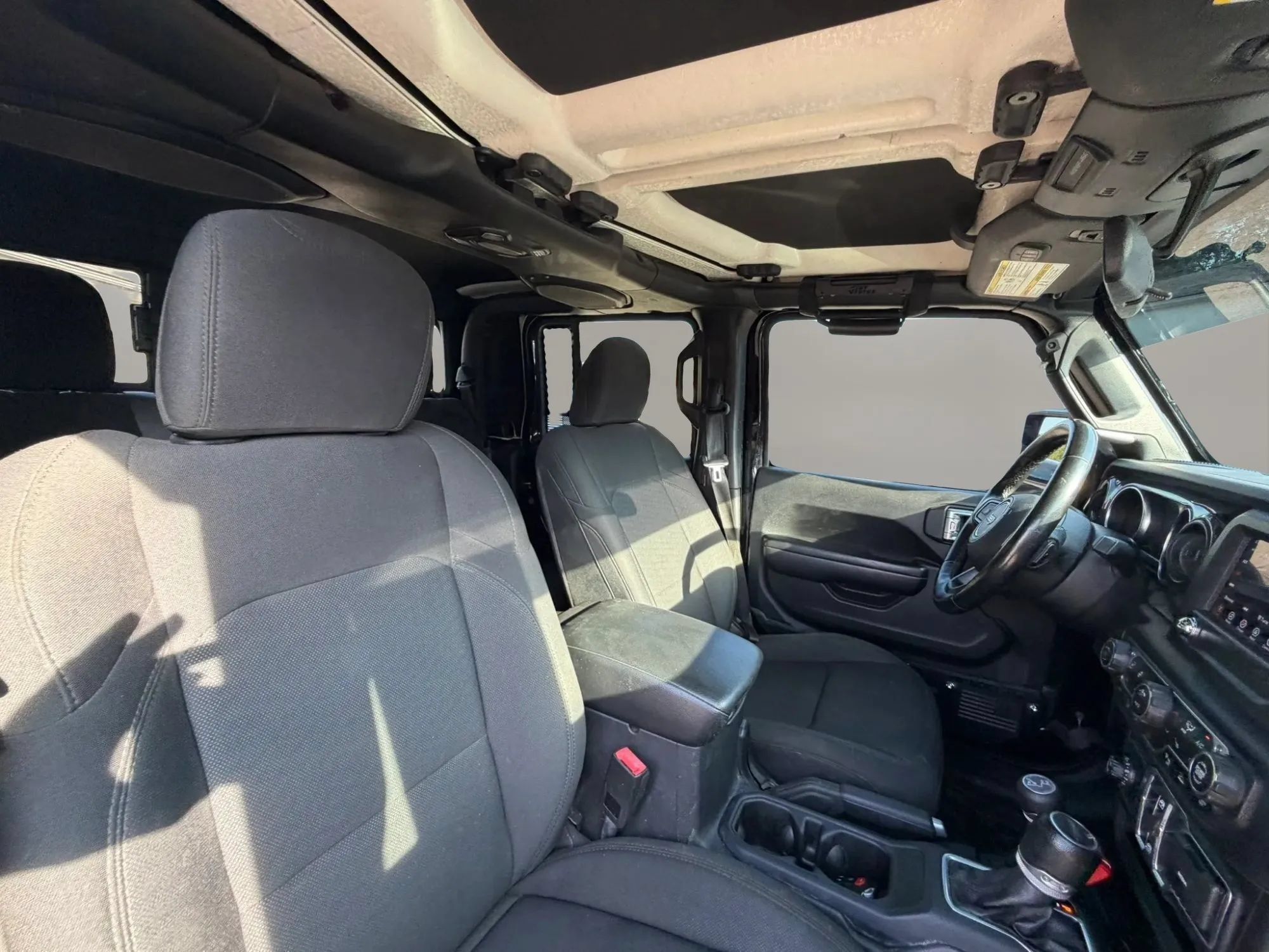 Used 2020 Jeep Gladiator Sport AWD/4WD image 13