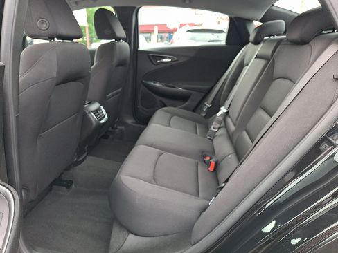 Used 2025 Chevrolet Malibu LT FWD image 11