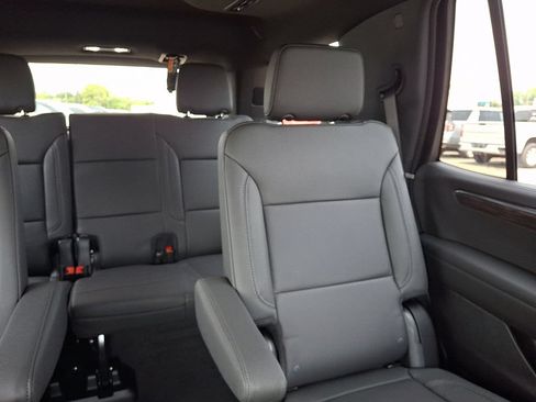 New 2026 Chevrolet Tahoe Z71 w/ Comfort Package AWD/4WD image 15