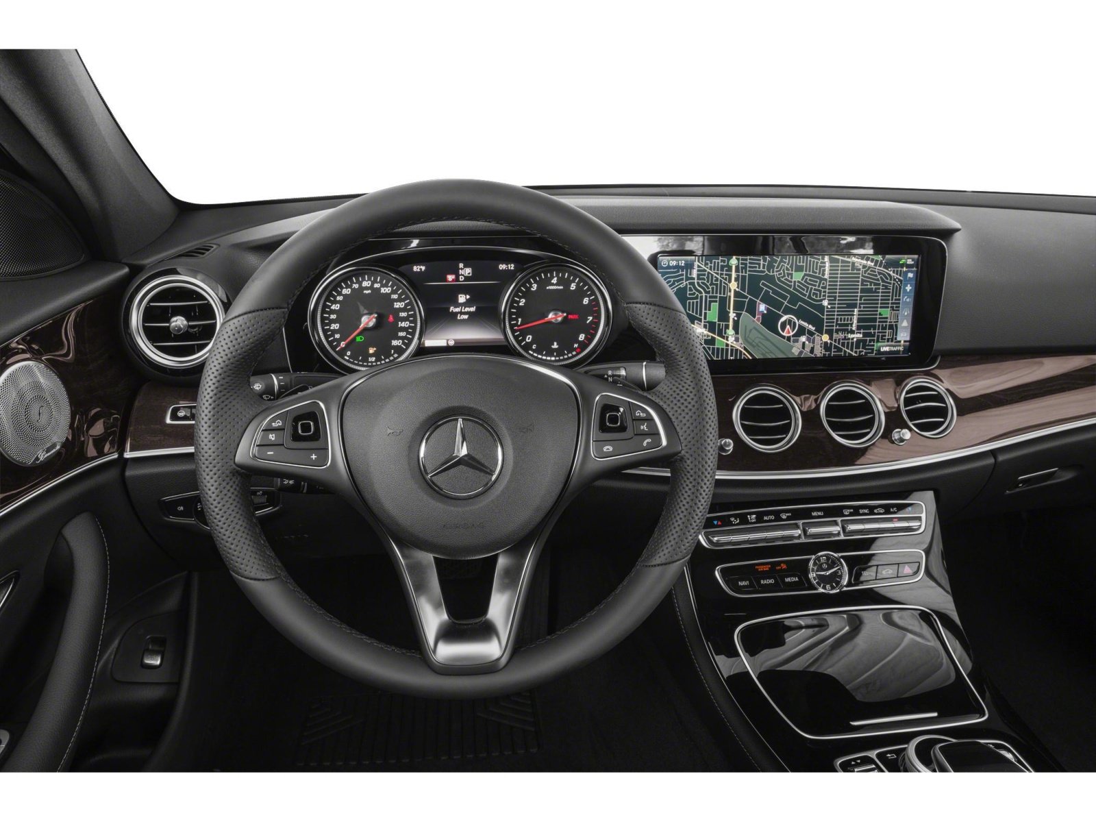 Used 2018 Mercedes-Benz E 300 4MATIC image 4