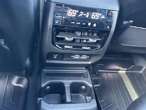 Used 2024 Jeep Grand Cherokee L Overland w/ Advanced Protech Group III image 19