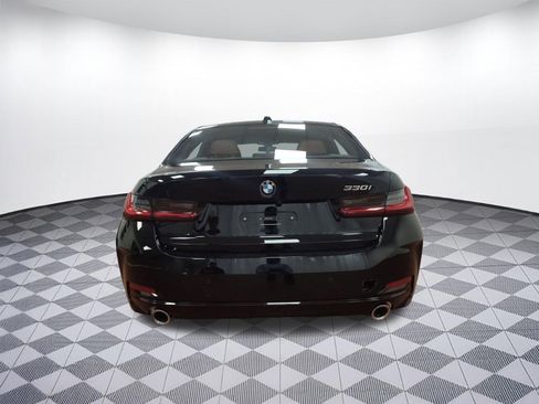 Used 2026 BMW 330i Sedan w/ Premium Package image 9