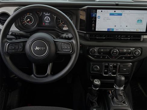 Used 2025 Jeep Wrangler Sport image 11