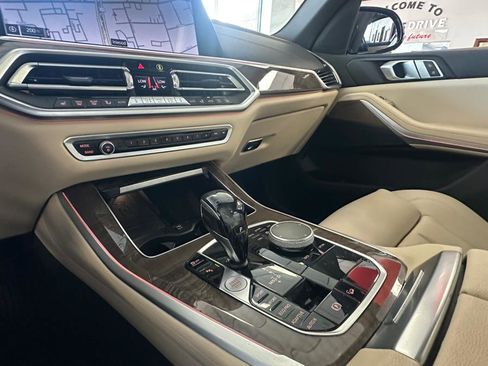 Used 2021 BMW X5 xDrive40i w/ Convenience Package image 56