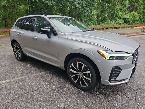 Used 2023 Volvo XC60 B5 Plus w/ Climate Package AWD/4WD image 1